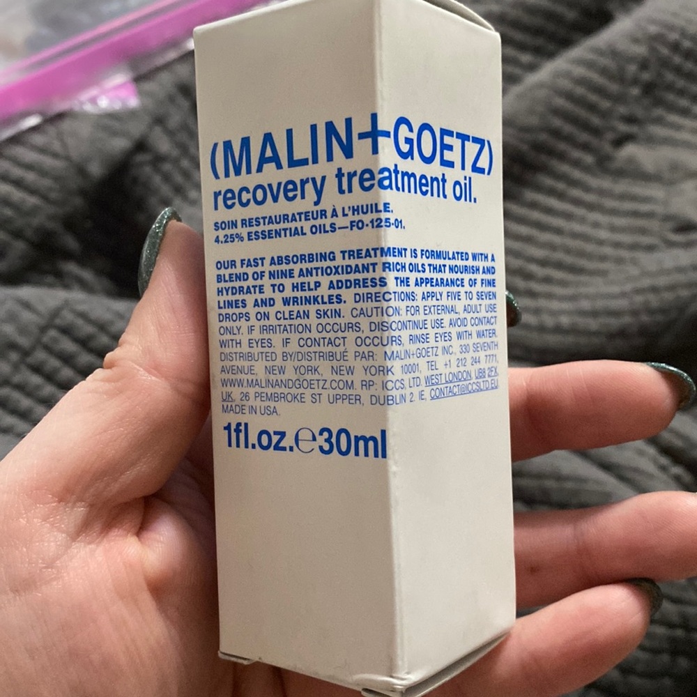 Malin + Goetz recovery treatment oil